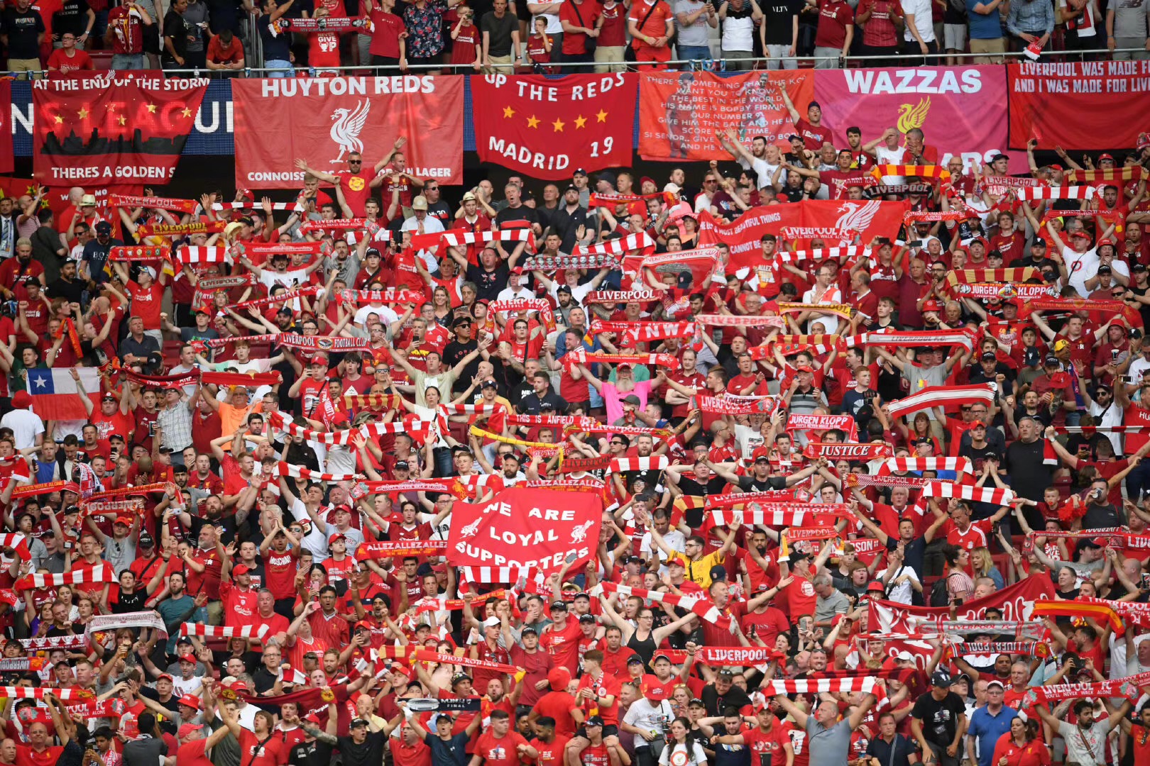 为什么主审需要在比赛中对每颗哪怕只有细微擦痕的棒球进行报废处理