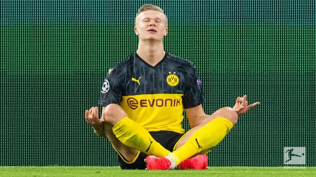 陈盈骏的精彩表现成为球队胜利的关键（球队获胜关键在于陈盈骏的出色发挥）