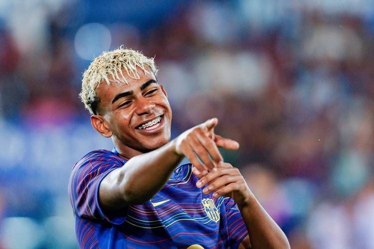 科尔：斯潘塞为勇士注入关键能量，他是球队气质的重塑者（科尔：斯潘塞为勇士注入关键能量，是球队气质重塑的核心人物）