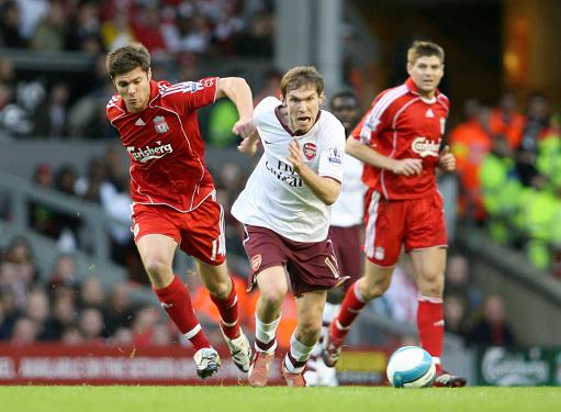 马卡：费兰曾与莫拉塔沟通穿西班牙7号球衣，后者表示支持