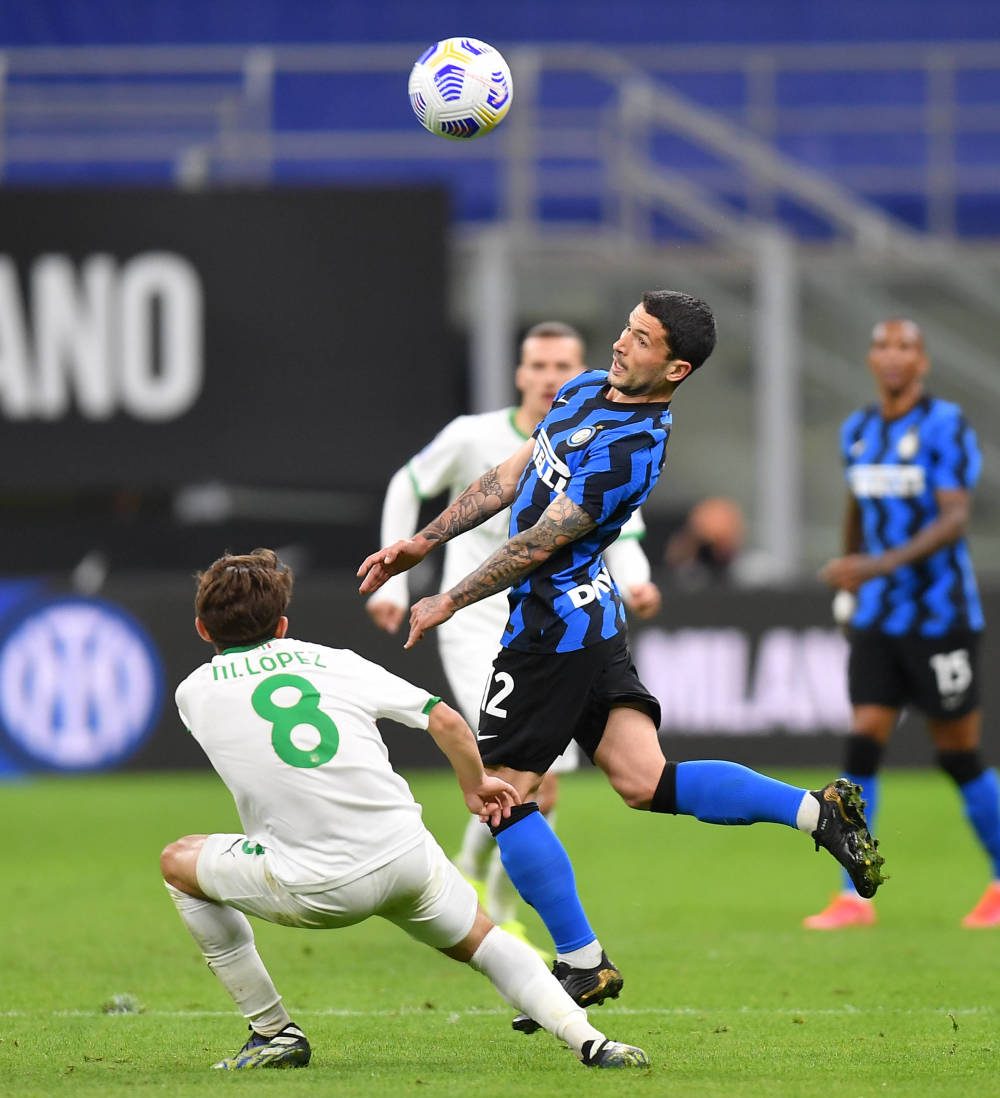 阿尔瓦雷斯马竞生涯欧冠进球数上双，成队史第三人