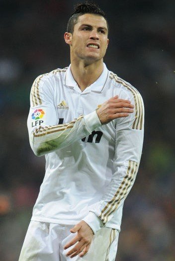 自贡一女士购买川超门票被骗，陆续转账13万余元